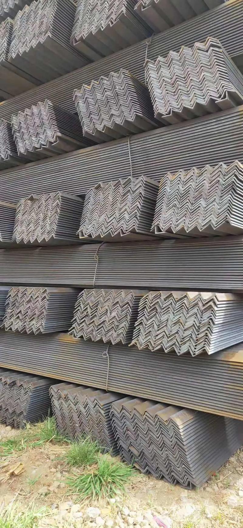 承接優(yōu)質(zhì)央企,國企,大型民企,上市公司鋼材墊資供貨,鋼結(jié)構(gòu)設(shè)